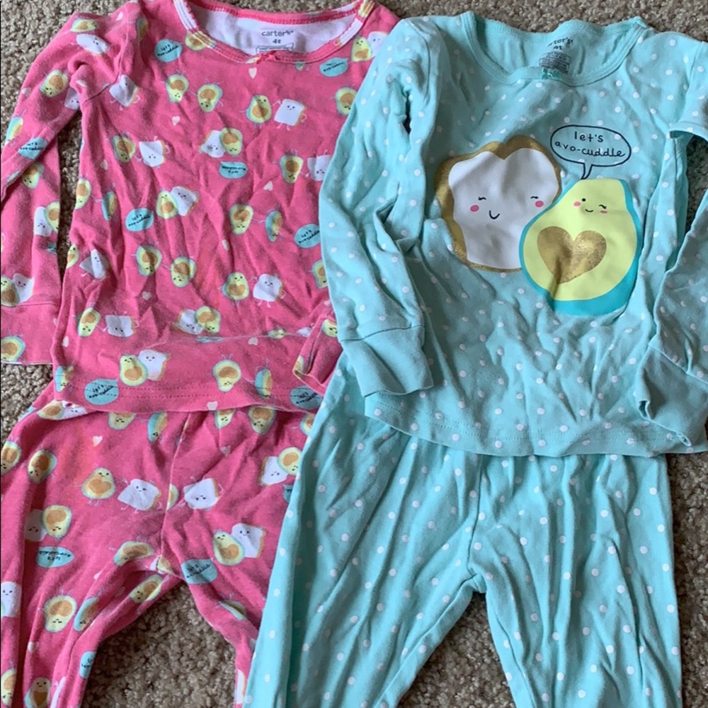 Girls Carter’s pajamas